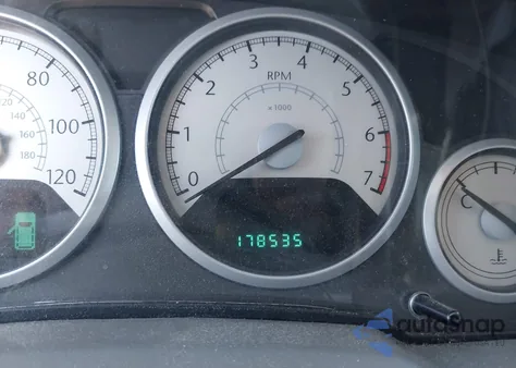 2008 Chrysler Town & Country Touring z USA, uszkodzony, nr VIN 2A8HR54P08R730336